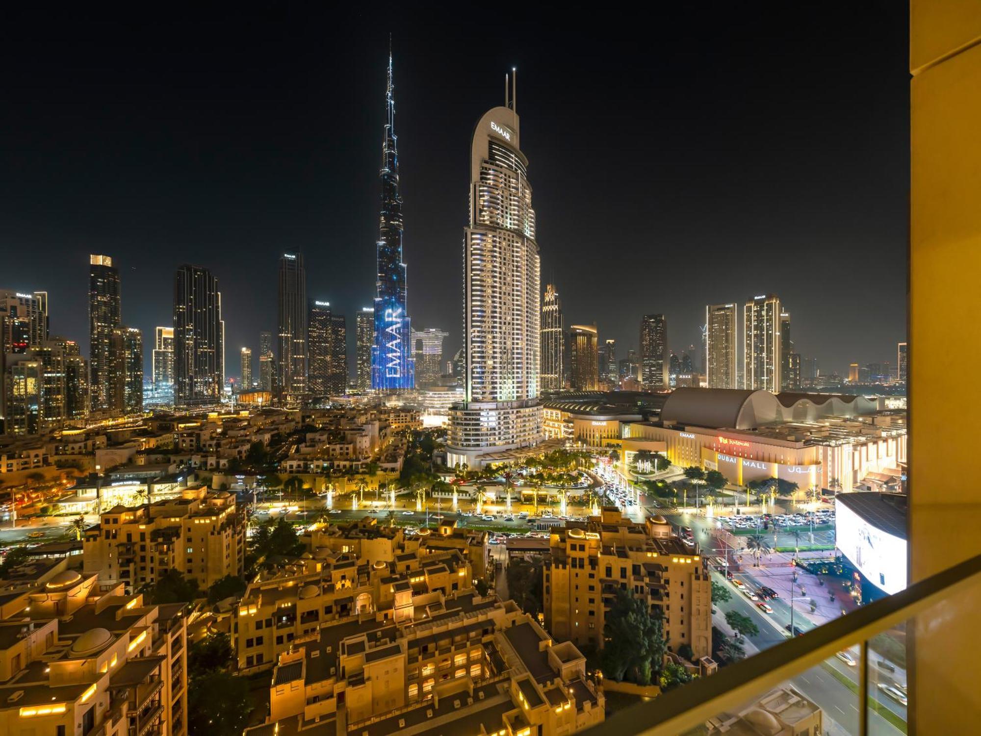 Apartment Luxurious In Burj Royale With Led Burj Khalifa Views Opposite Mall
