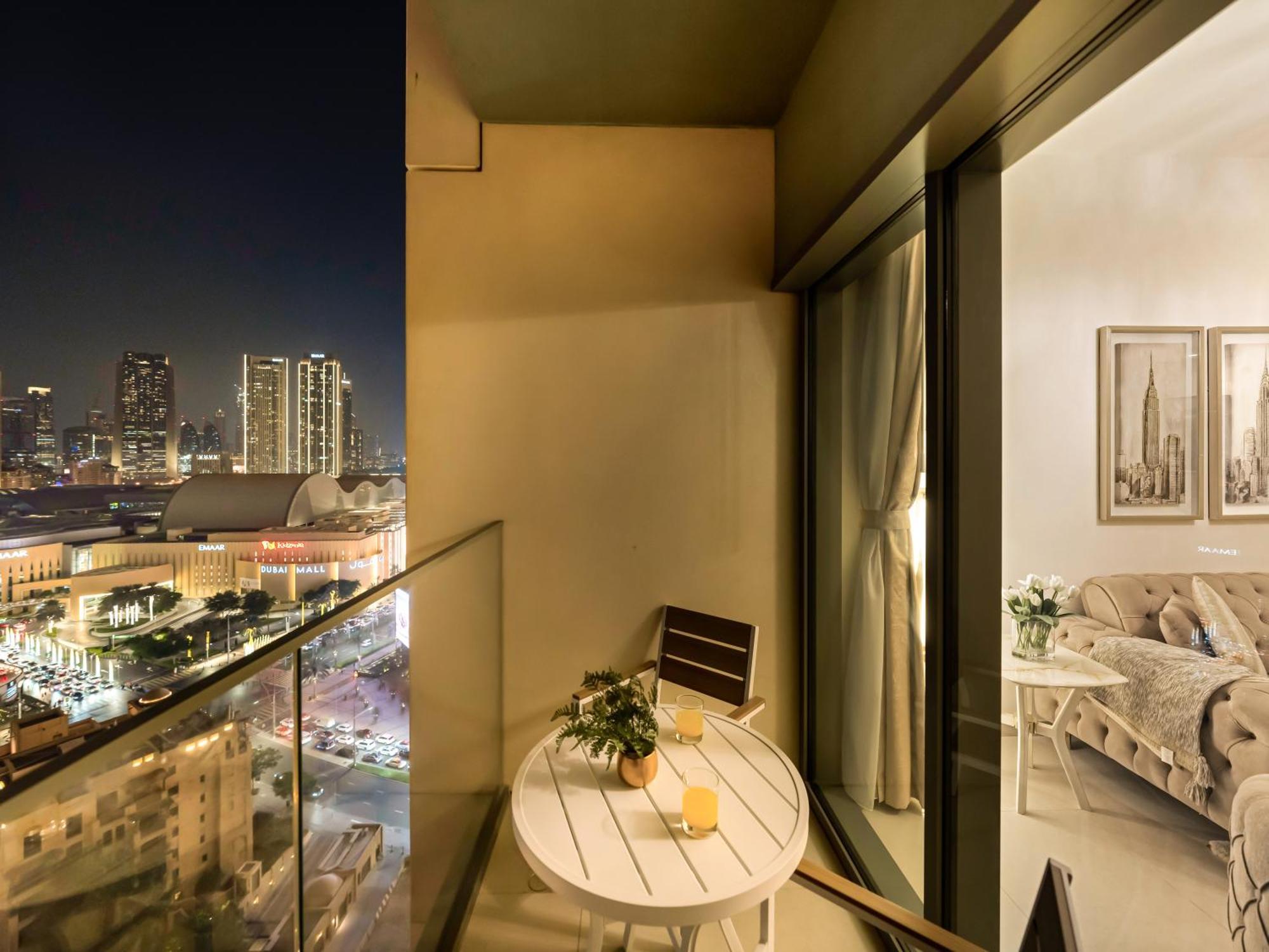 Luxurious In Burj Royale With Led Burj Khalifa Views Opposite Mall Dubai