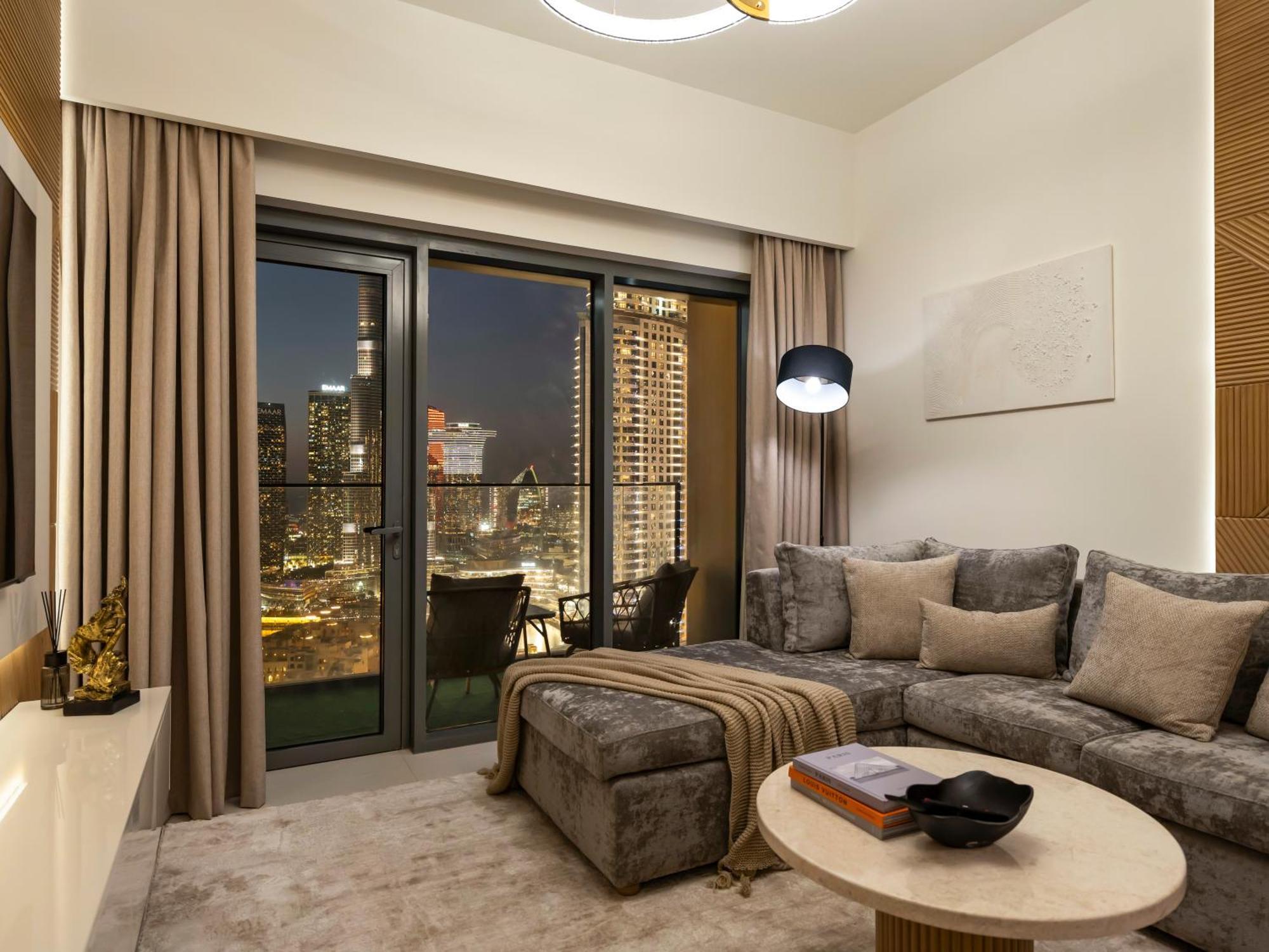 Luxurious In Burj Royale With Led Burj Khalifa Views Opposite Mall