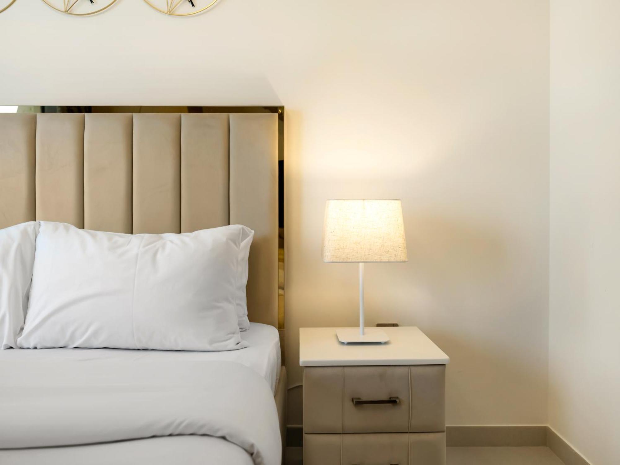 Luxurious In Burj Royale With Led Burj Khalifa Views Opposite Mall * Dubai