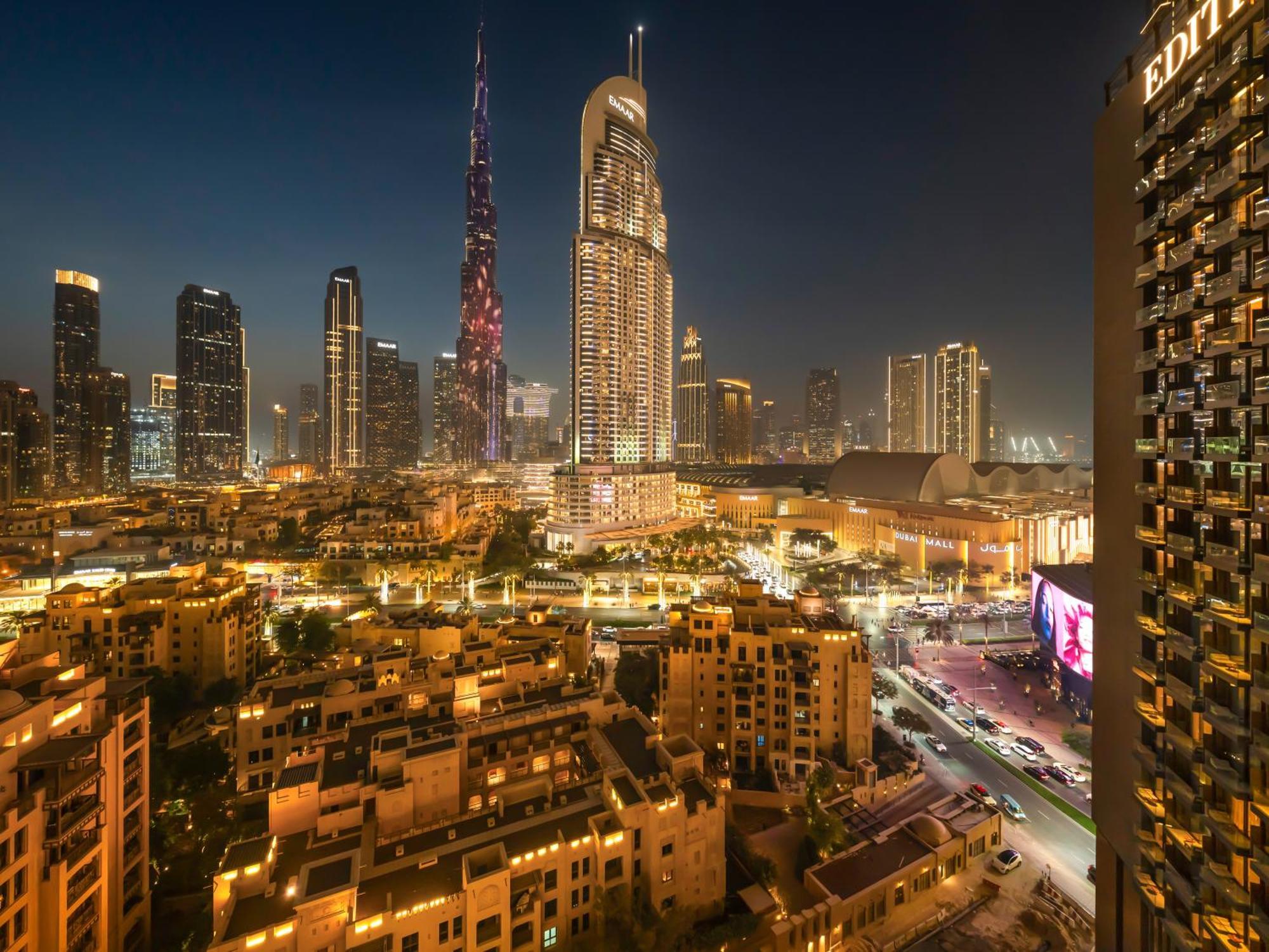 Luxurious In Burj Royale With Led Burj Khalifa Views Opposite Mall Apartment *