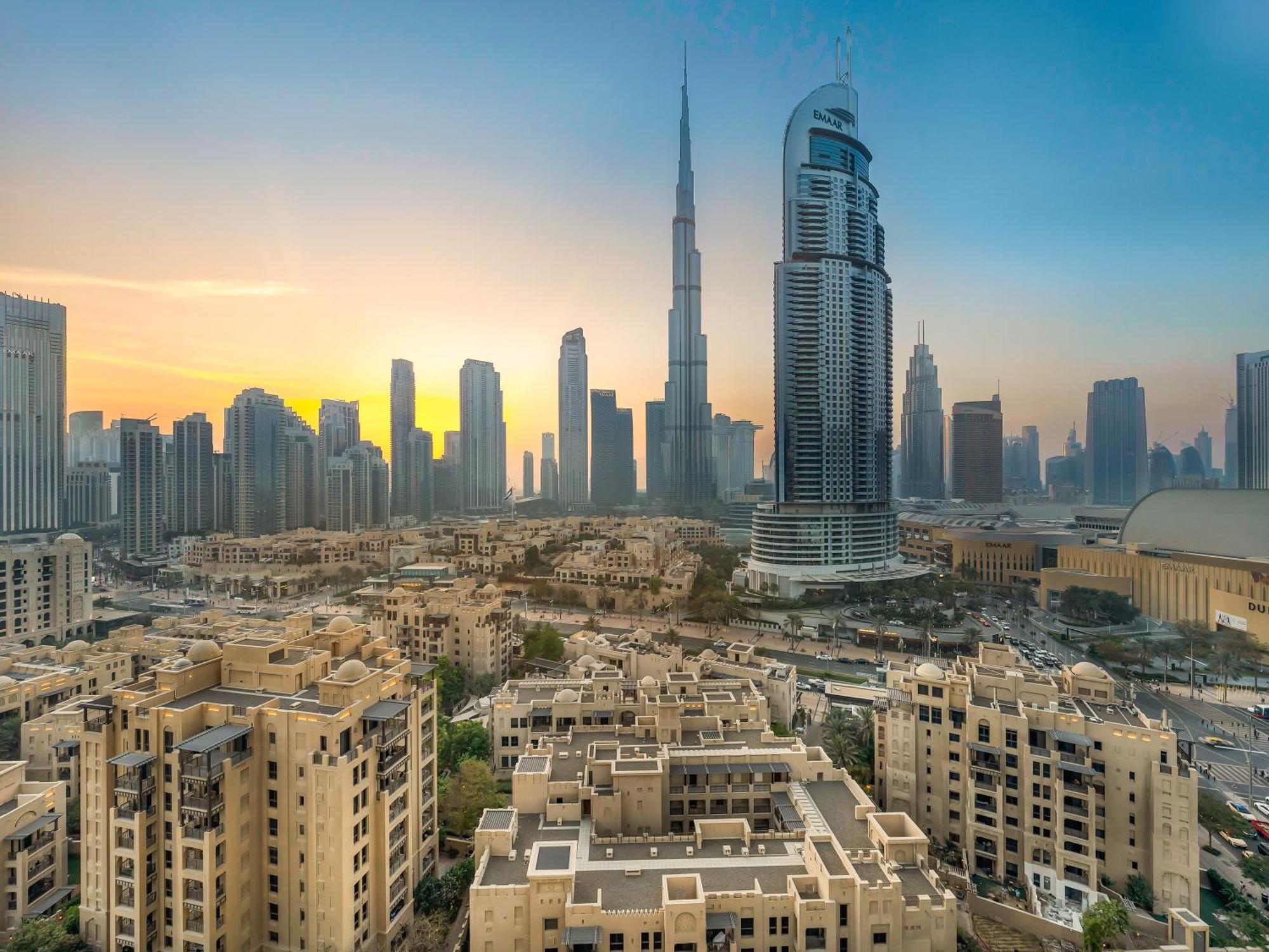 Apartment Luxurious In Burj Royale With Led Burj Khalifa Views Opposite Mall *