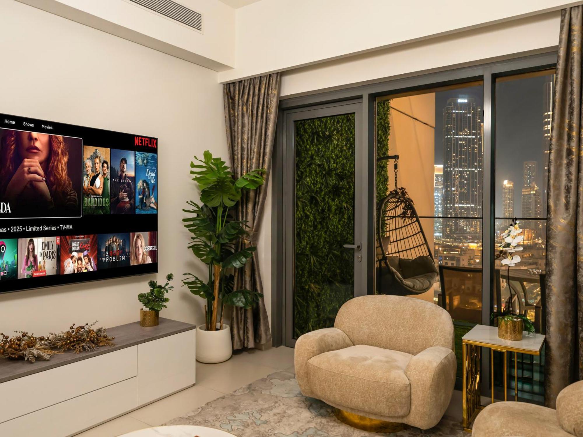 Luxurious In Burj Royale With Led Burj Khalifa Views Opposite Mall *
